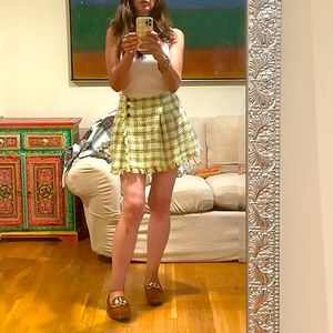 Zara mini skirt pleated yellow black and white tweed/plaid  three button accent